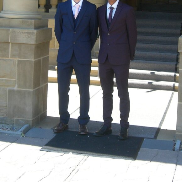 Grad - Business Suit, Le Chateau-Navy Blue - Picture 2 of 11